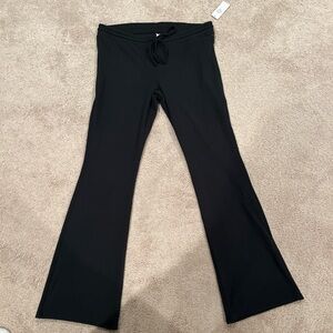Gilly Hicks (Hollister) Black Ribbed Wide Bottom Leggings